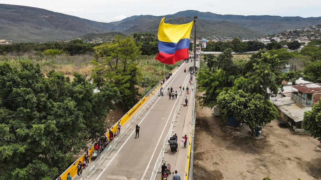 ¿Cuáles son los requisitos para cruzar en carro la frontera de Venezuela y Colombia?