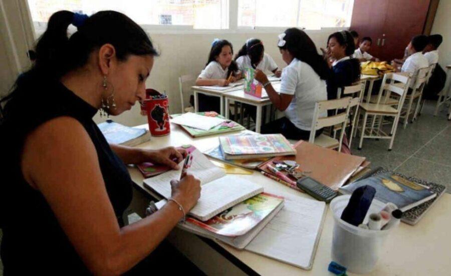AVEC registra un déficit de docentes que alcanza el 20% en Guárico 