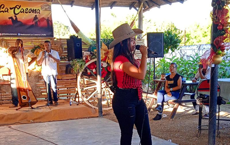 Domingo llanero bailable con Dyana la India en La Casona Criolla