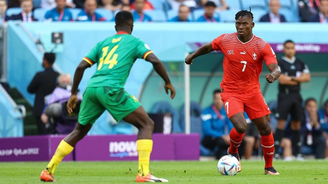 Embolo consigue la victoria para Suiza ante Camerún, su país de nacimiento
