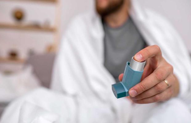 Esteroides usados para el asma podrían contribuir al deterioro del cerebro