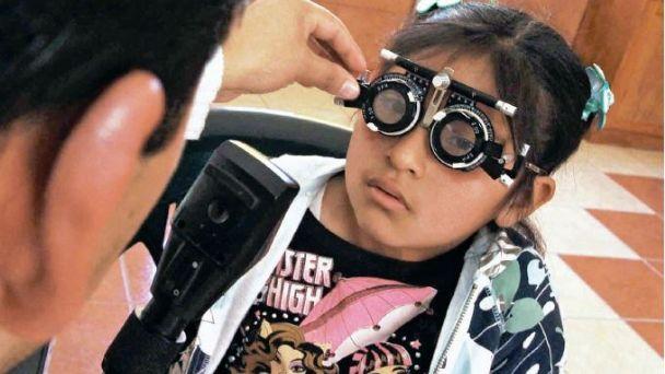 Un 70% de los niños padecerán miopía en los próximos años